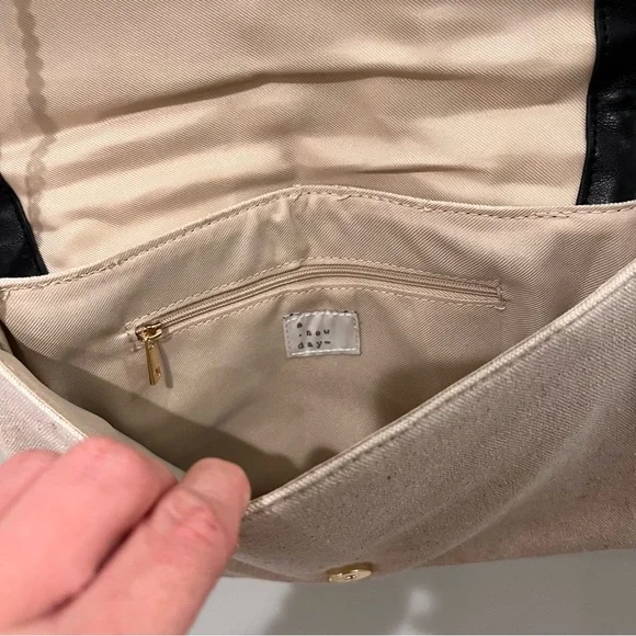 a new day Purse - Picture 4 of 5